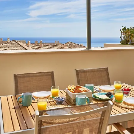 Sea View Penthouse, Pool, Privacy, 公寓 贝纳尔马德纳